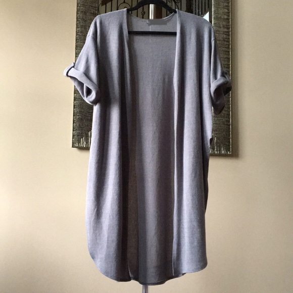 ✨NEW✨LAST✨Silver Knit Cardigan - Picture 6 of 8